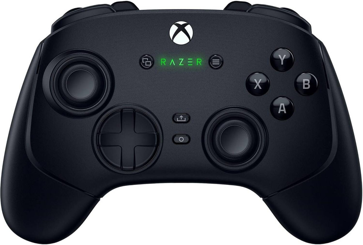Razer Wolverine V3 Pro HyperSpeed Wireless 304g Hall Effect Thumbstick Gaming Controller Xbox + PC - Black