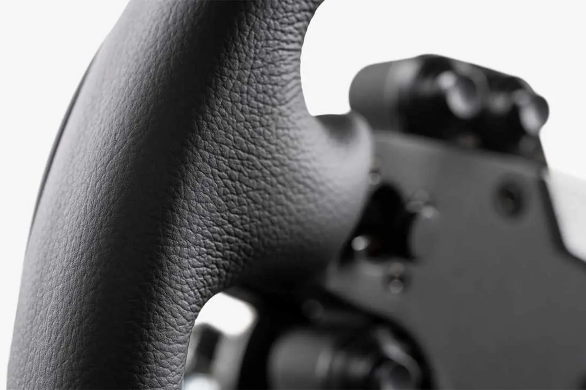 Fanatec ClubSport Steering Wheel RS + QR2