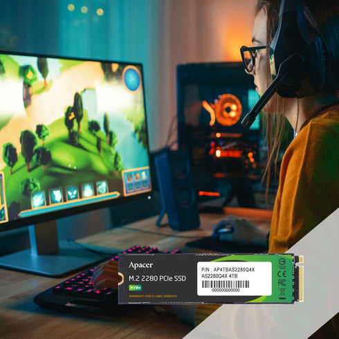 Apacer AS2280Q4X — product lifestyle shot
