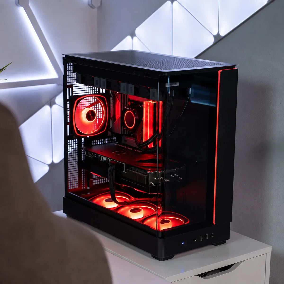 Mid Tower Multipurpose Ryzen 9800x3D RTX 5080 32GB DDR5 1TB M.2 PC - Anigma